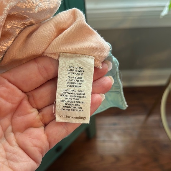 Soft Surroundings Moroccan beaded Blush Velvet Blouse with Embroidery - Picture 6 of 7